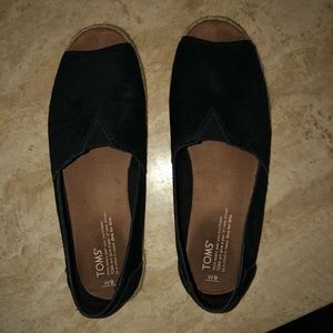 Toms alpargata suede open toe flats